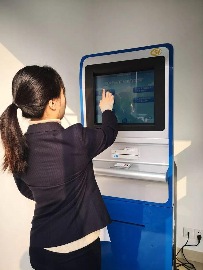 24小时套医保卡回收(24小时套医保卡回收什么意思) 24小时套医保卡回收(24小时套医保卡回收什么意思)